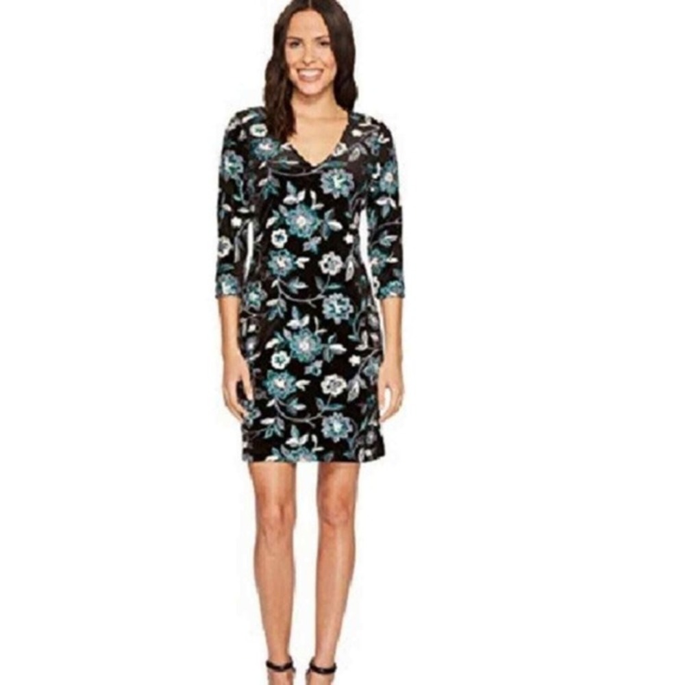 Karen Kane Floral Velvet‎ Sheath Dress V Neck 3/4 Sleeve Elegant Party Cocktail